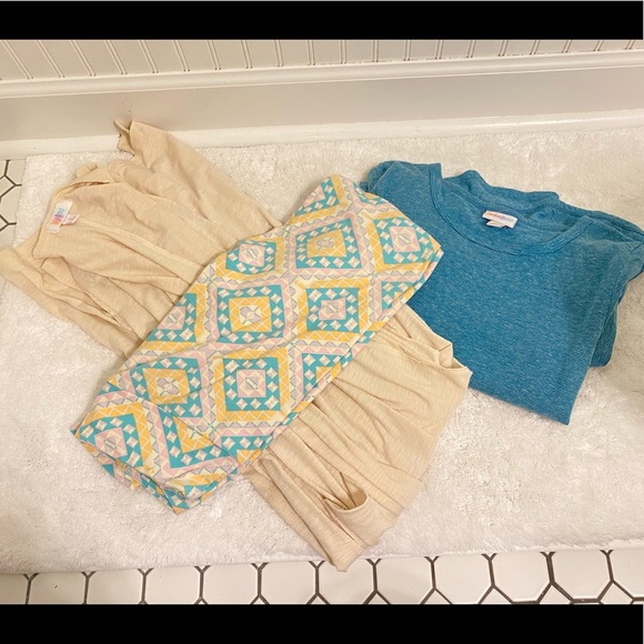 Duster Cardigan, Dress and Leggings